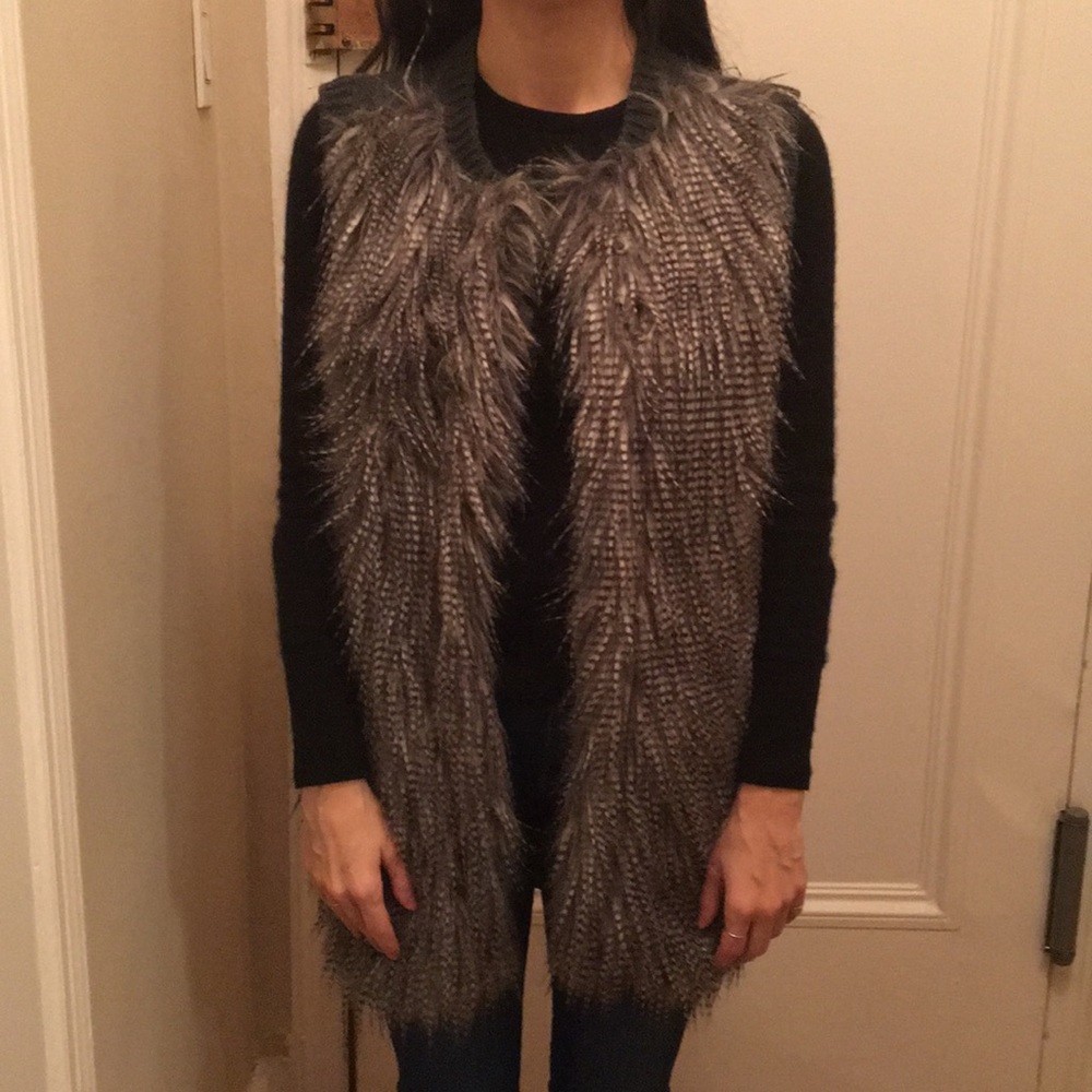 H&M Faux Fur Long Sweater Vest *Worn Once*